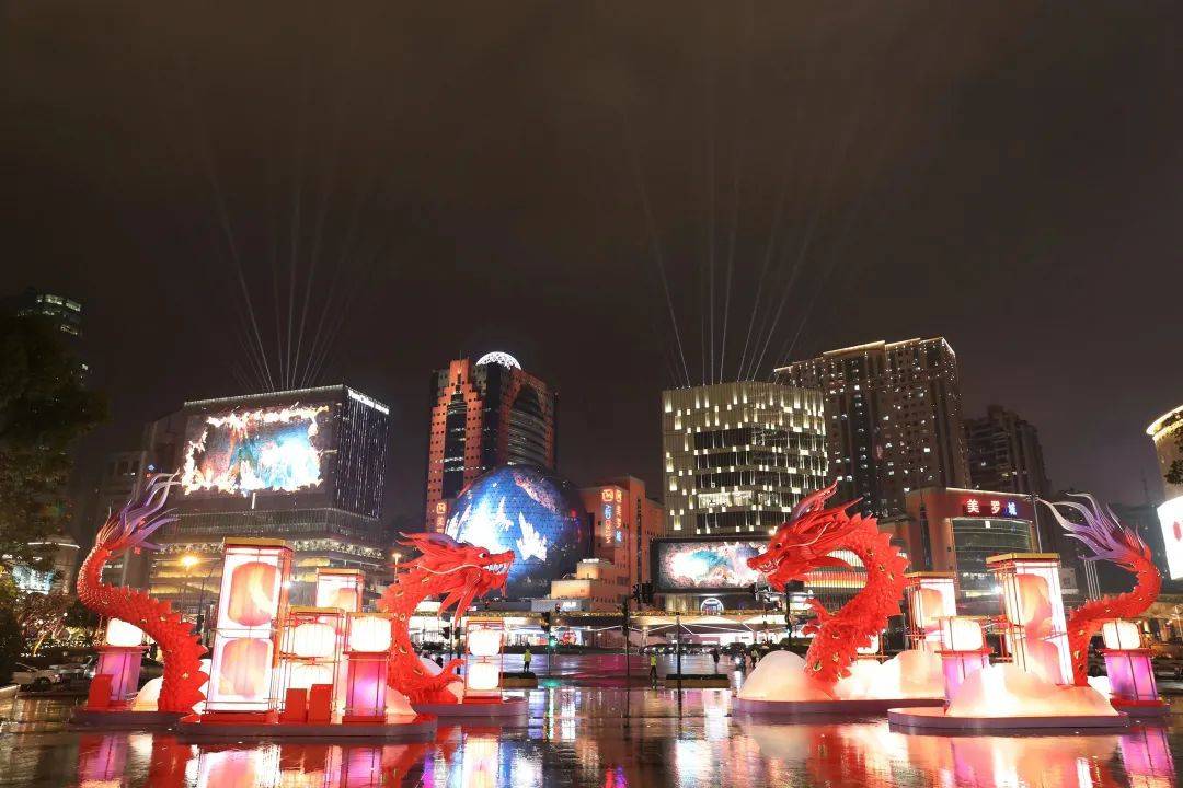 龙腾猫跃彩蝶飞，徐汇的新年夜景华彩纷呈