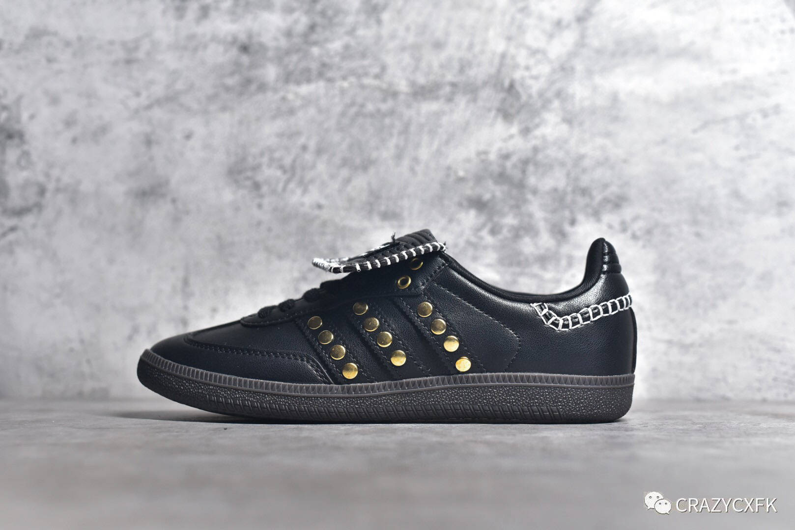 阿迪达斯联名铆钉 Wales Bonner x Adidas Samba Classic Studded Pack Cream