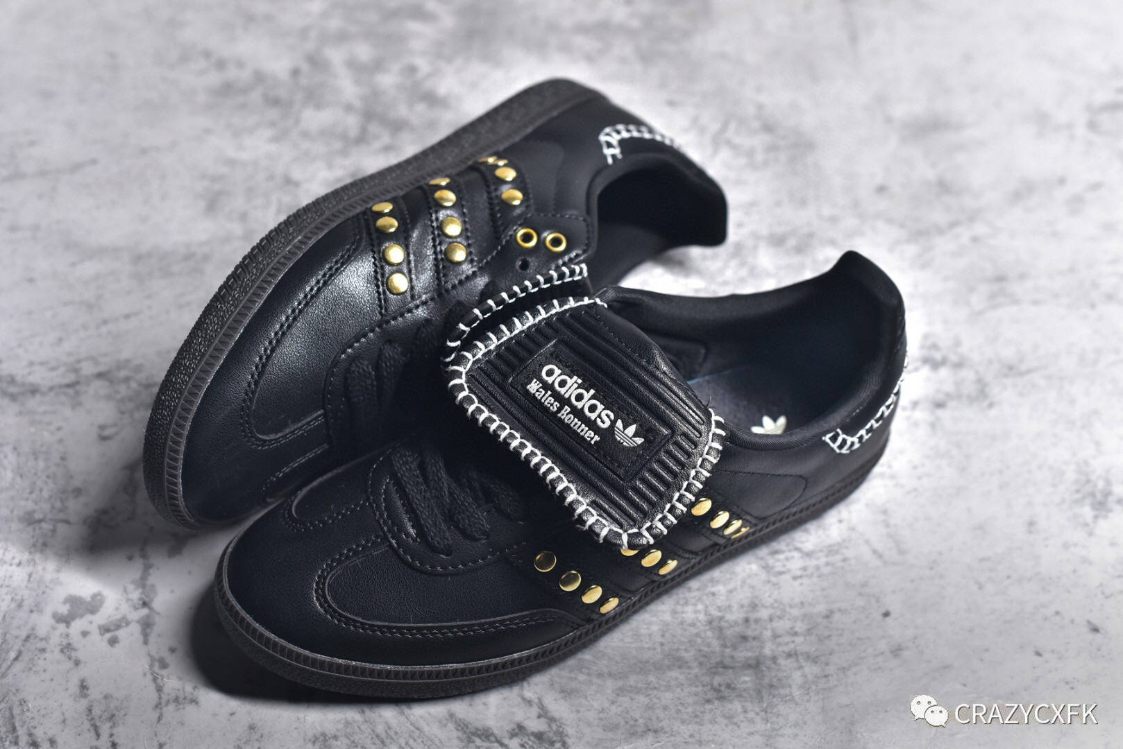 阿迪达斯联名铆钉 Wales Bonner x Adidas Samba Classic Studded Pack Cream