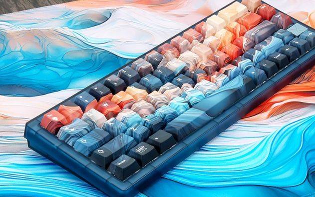 CHERRY XTRFY 推出首款麦克风产品 Ngale R / X